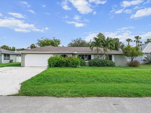 17042 Wayzata CT, NORTH FORT MYERS, FL 33917