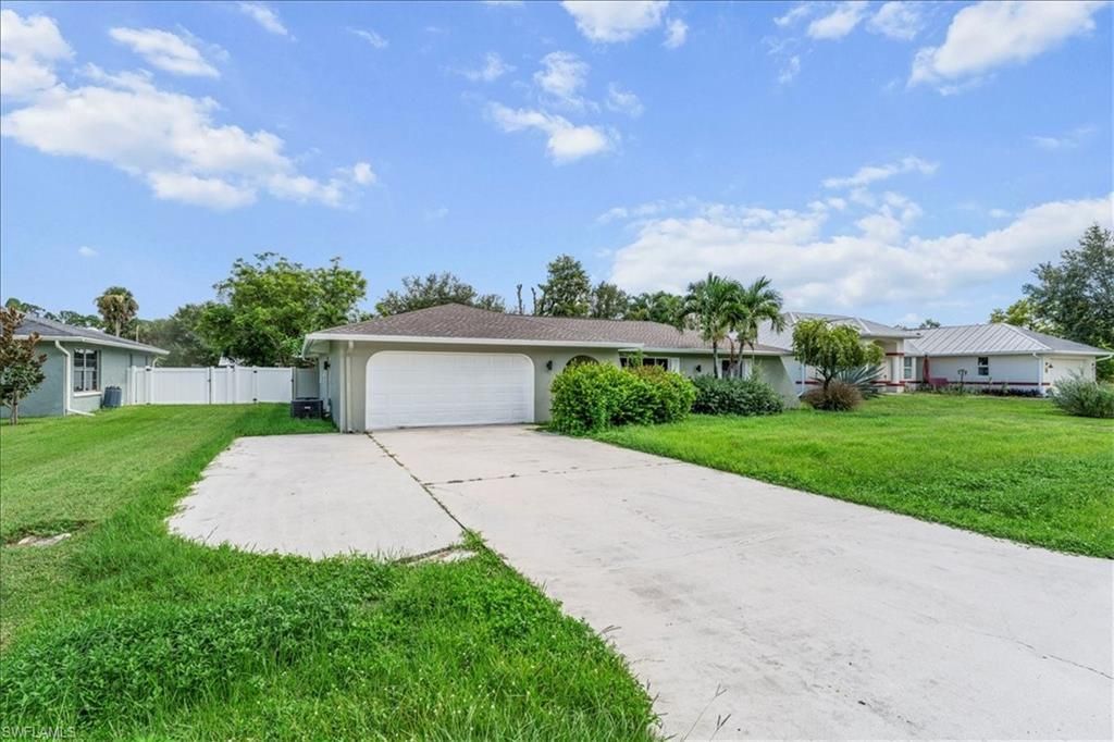 17042 Wayzata Ct, North Fort Myers, FL 33917 Photo