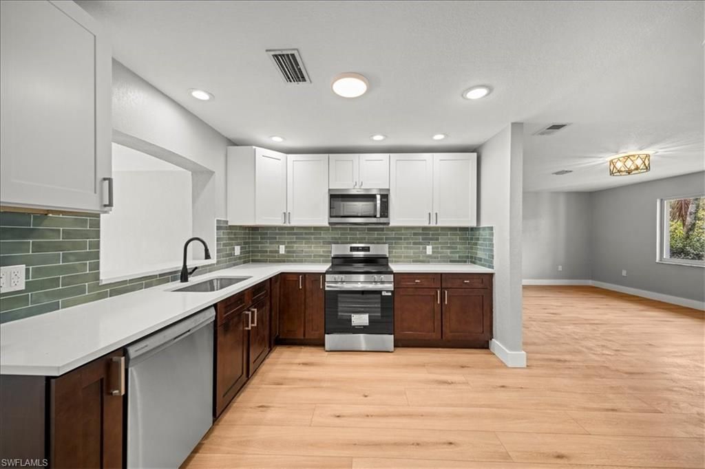 17042 Wayzata Ct, North Fort Myers, FL 33917 Photo