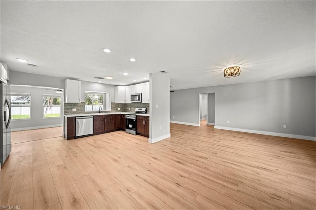 17042 Wayzata Ct, North Fort Myers, FL 33917 Photo