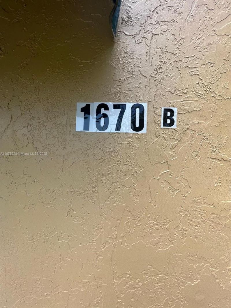 1670 Harding St, Hollywood, FL 33020 Photo