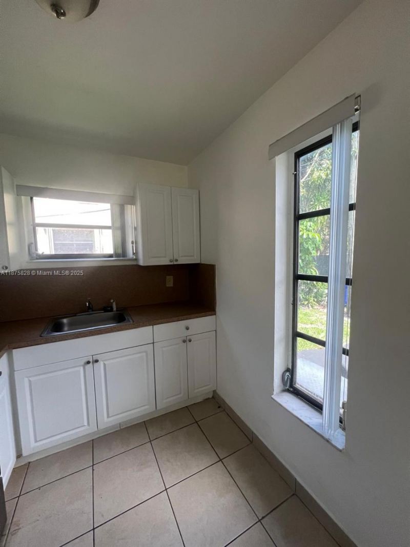 1670 Harding St, Hollywood, FL 33020 Photo