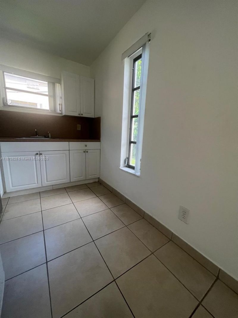 1670 Harding St, Hollywood, FL 33020 Photo