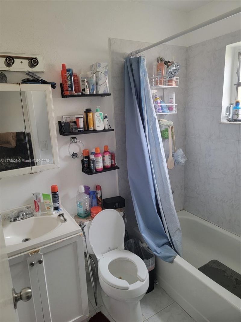 1670 Harding St, Hollywood, FL 33020 Photo