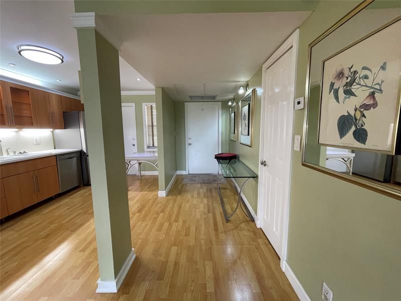 3051 S Palm Aire Drive, Unit 204, Pompano Beach, FL 33069 Photo