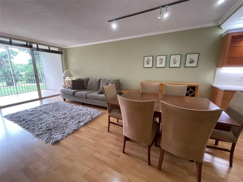 3051 S Palm Aire Drive, Unit 204, Pompano Beach, FL 33069 Photo