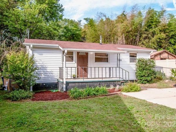 809 N Mulberry Street, Statesville, NC 28677