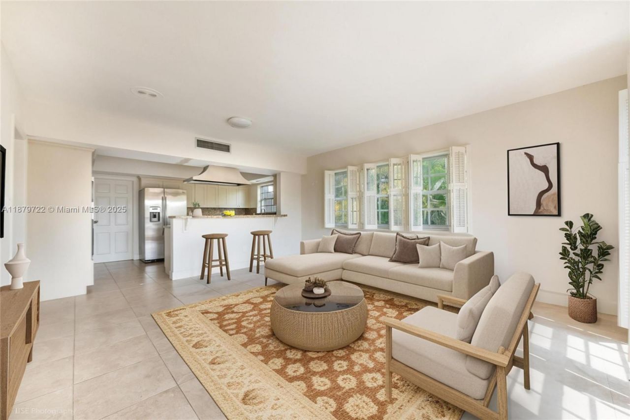 1265 S Alhambra Cir, Coral Gables, FL 33146 Photo