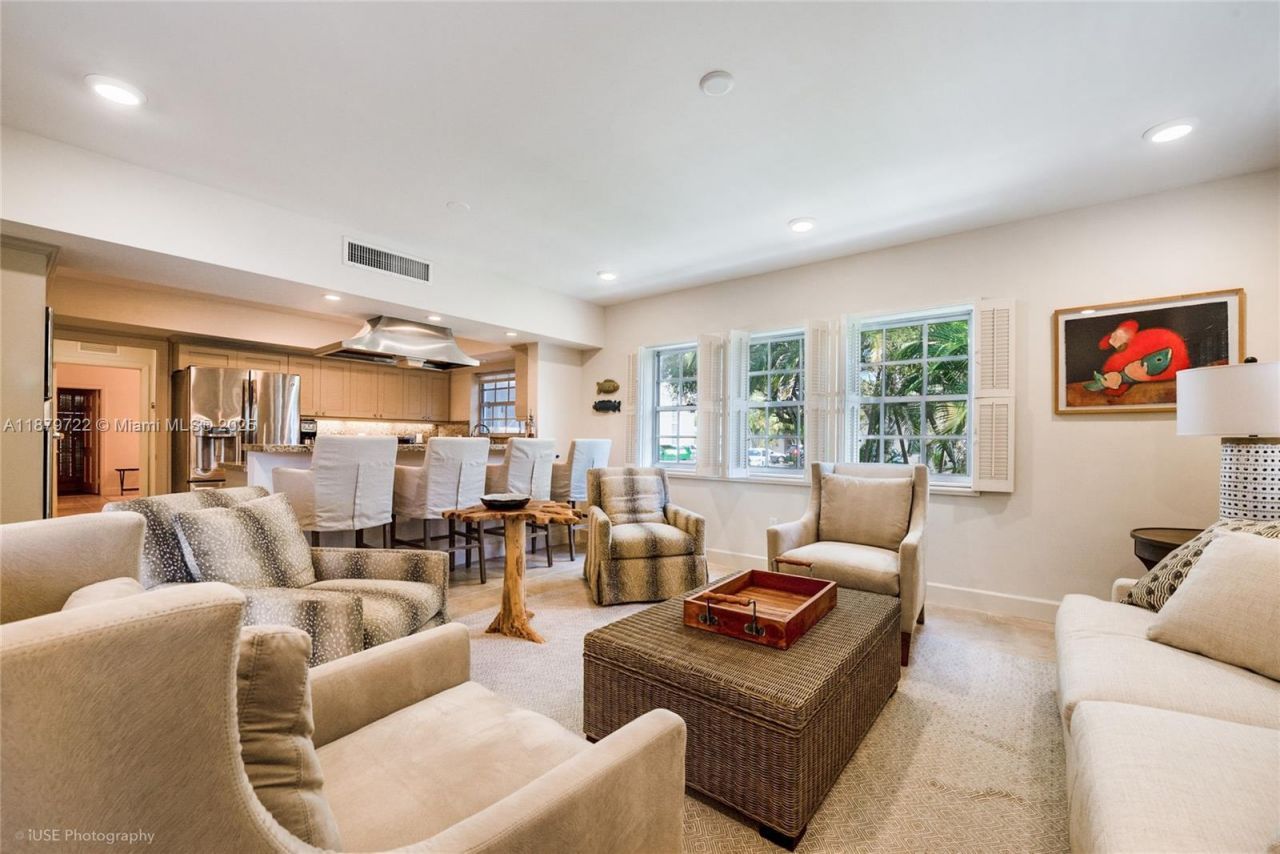 1265 S Alhambra Cir, Coral Gables, FL 33146 Photo