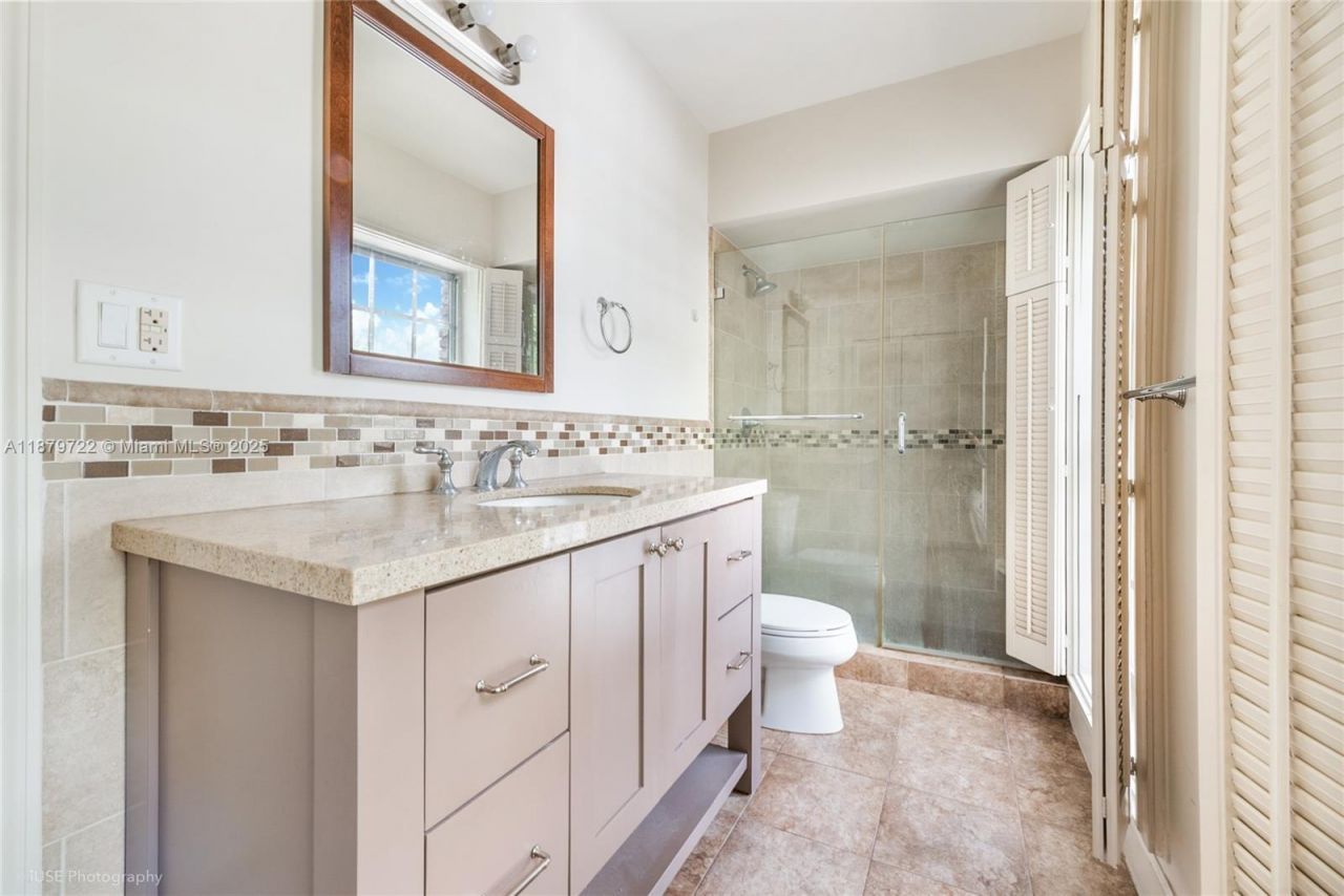 1265 S Alhambra Cir, Coral Gables, FL 33146 Photo