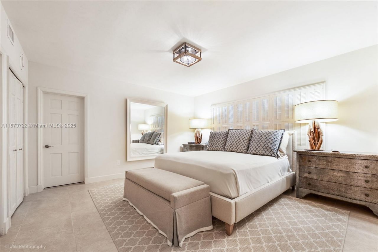 1265 S Alhambra Cir, Coral Gables, FL 33146 Photo