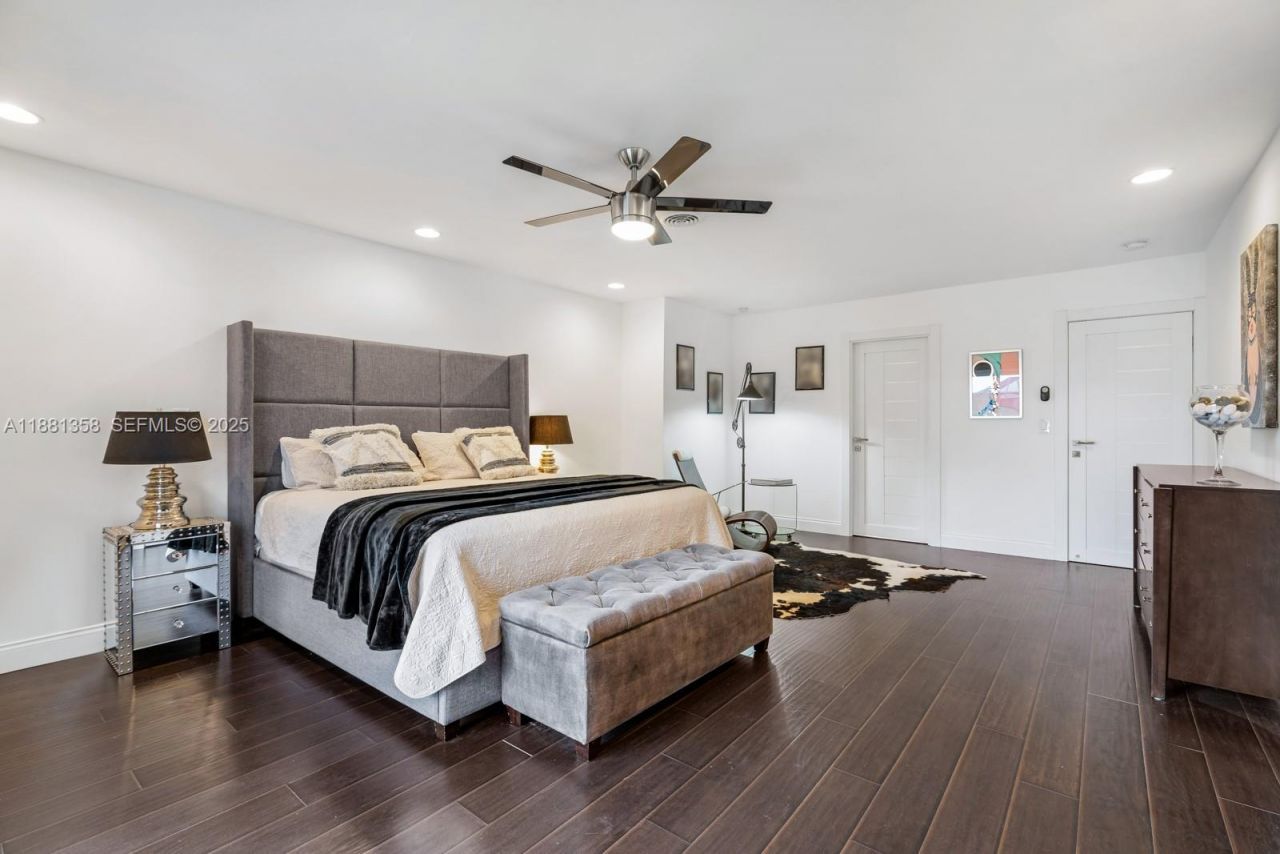 2830 NE 56th Ct, Fort Lauderdale, FL 33308 Photo