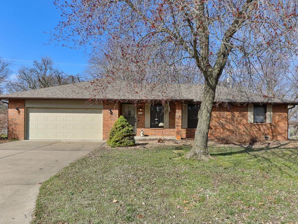 440 N Barker Avenue, Bolivar, MO 65613