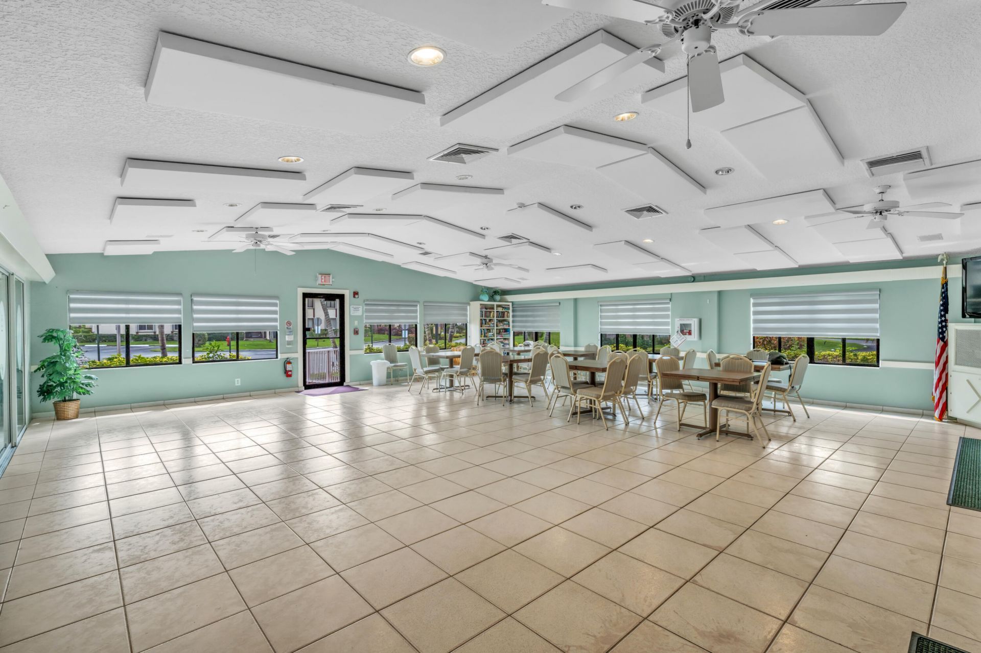 329 Knotty Pine Circle, Unit A-2, Greenacres, FL 33463 Photo