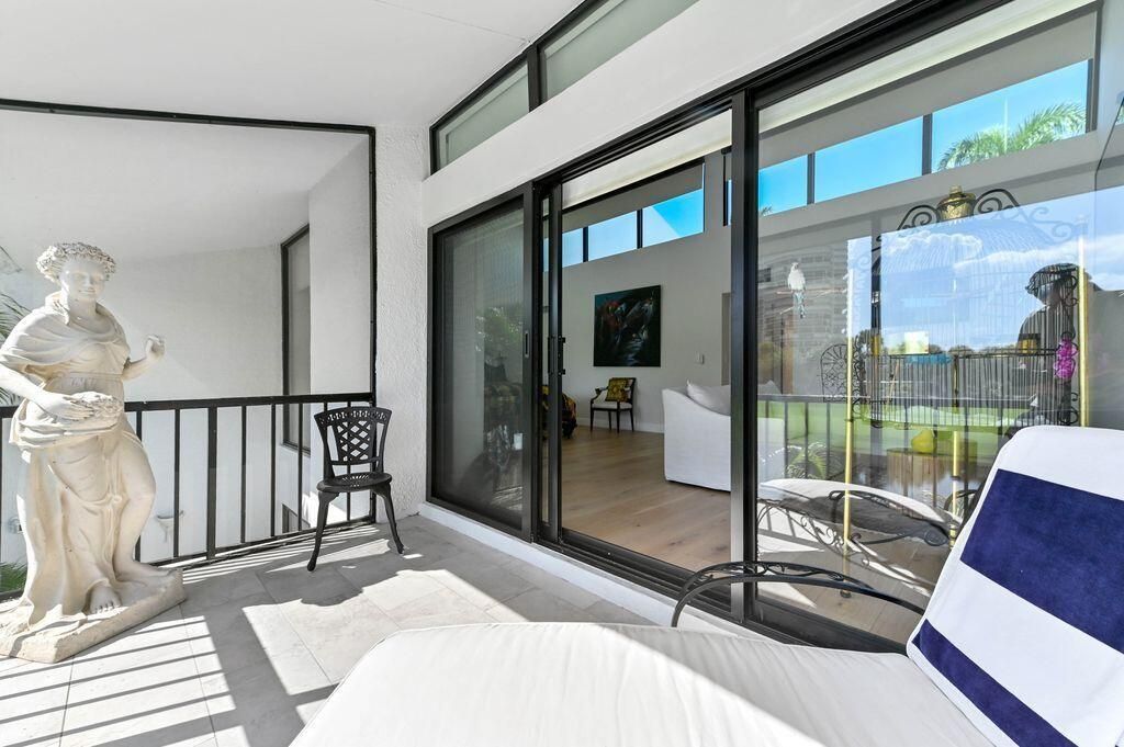 1924 Presidential Way, Unit 2-C, West Palm Beach, FL 33401 Photo