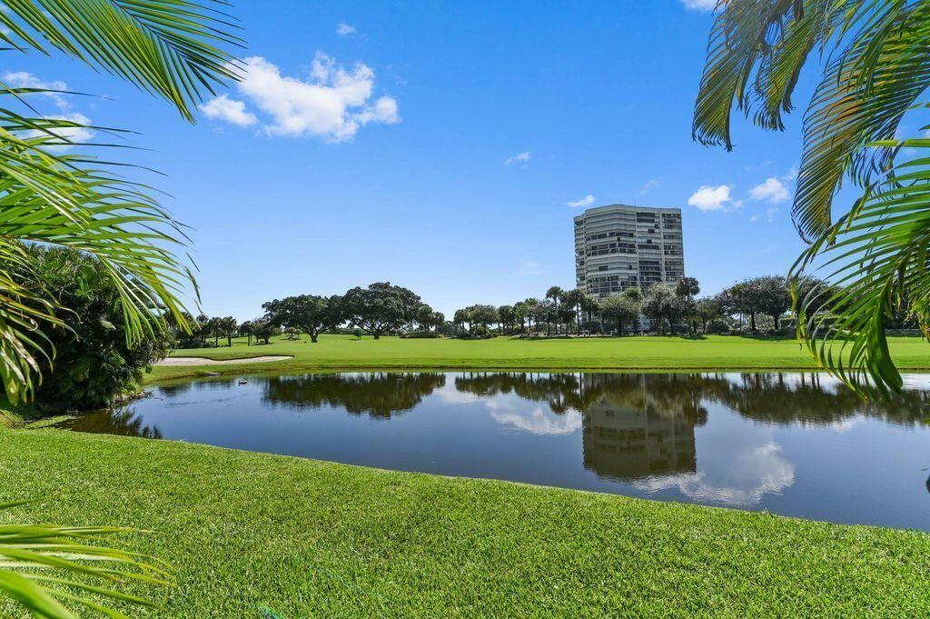 1924 Presidential Way, Unit 2-C, West Palm Beach, FL 33401 Photo