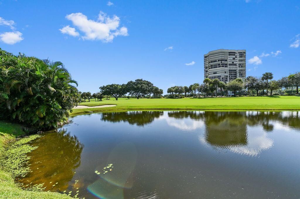 1924 Presidential Way, Unit 2-C, West Palm Beach, FL 33401 Photo