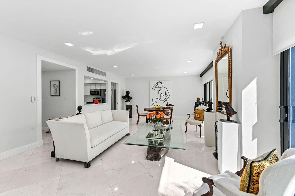 1924 Presidential Way, Unit 2-C, West Palm Beach, FL 33401 Photo