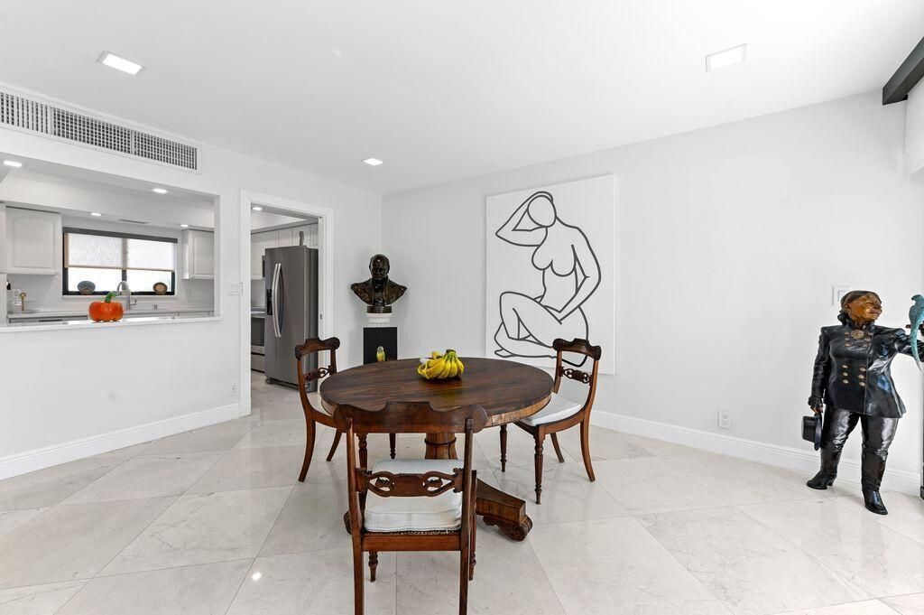 1924 Presidential Way, Unit 2-C, West Palm Beach, FL 33401 Photo