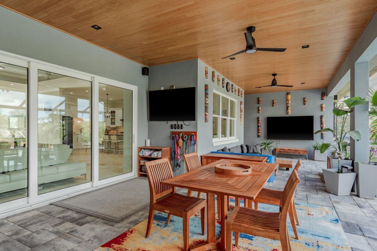 7811 Bay Drive, Unit A, Tampa, FL 33635 Photo