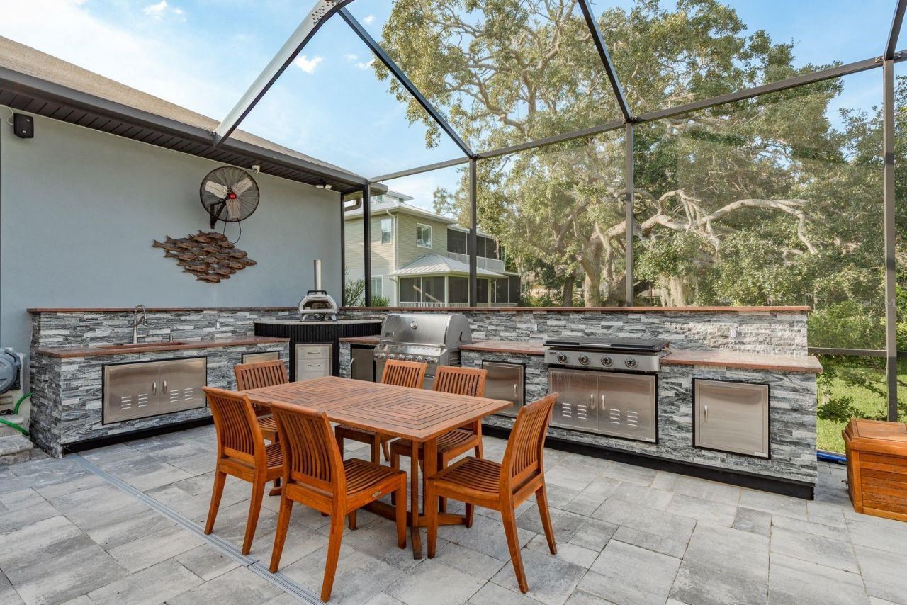 7811 Bay Drive, Unit A, Tampa, FL 33635 Photo