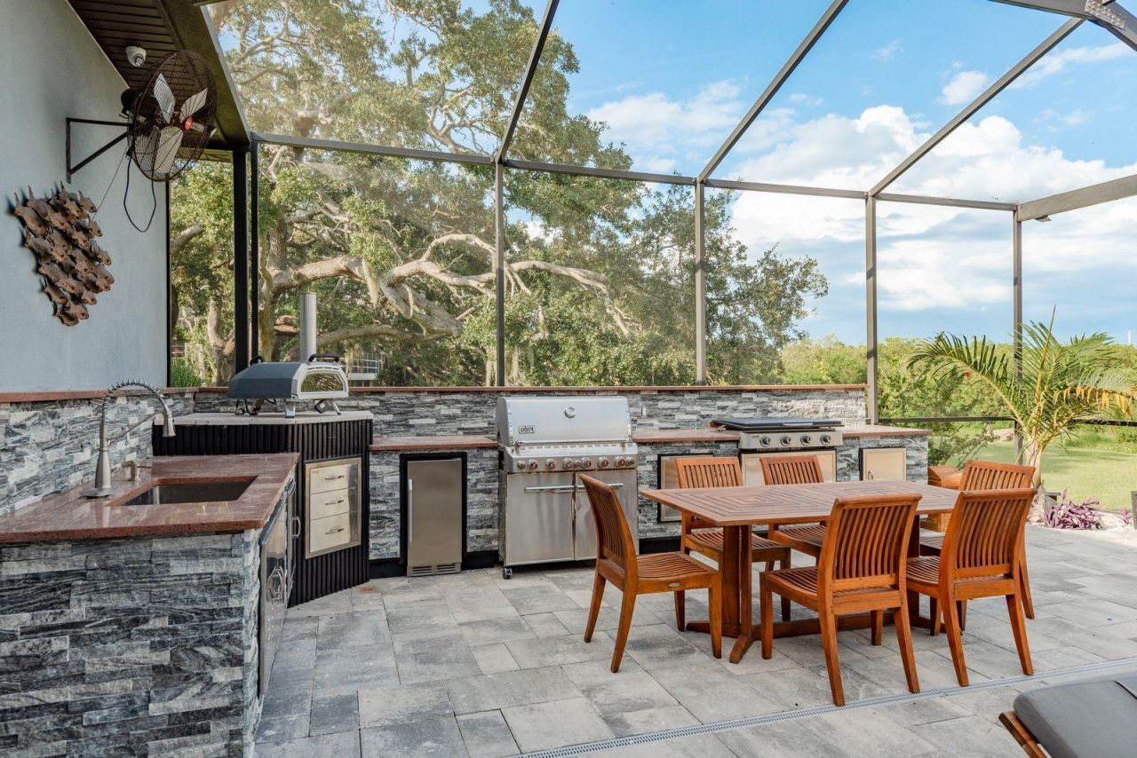 7811 Bay Drive, Unit A, Tampa, FL 33635 Photo