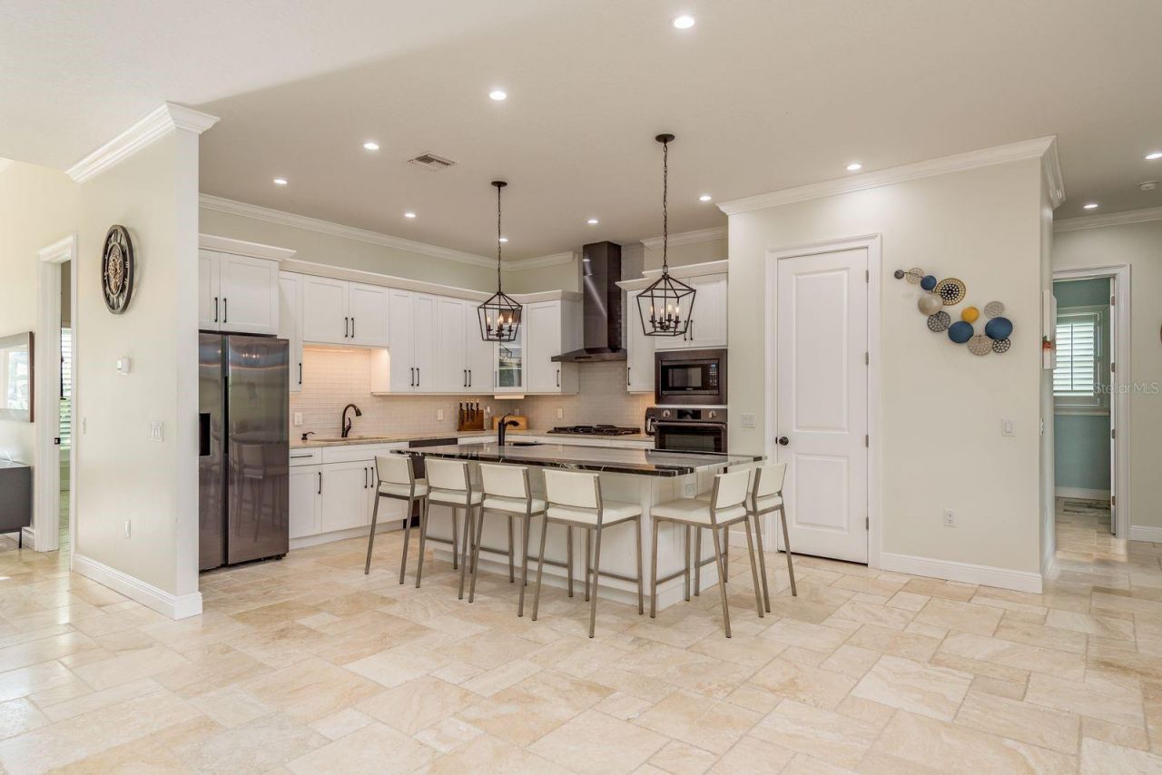 7811 Bay Drive, Unit A, Tampa, FL 33635 Photo