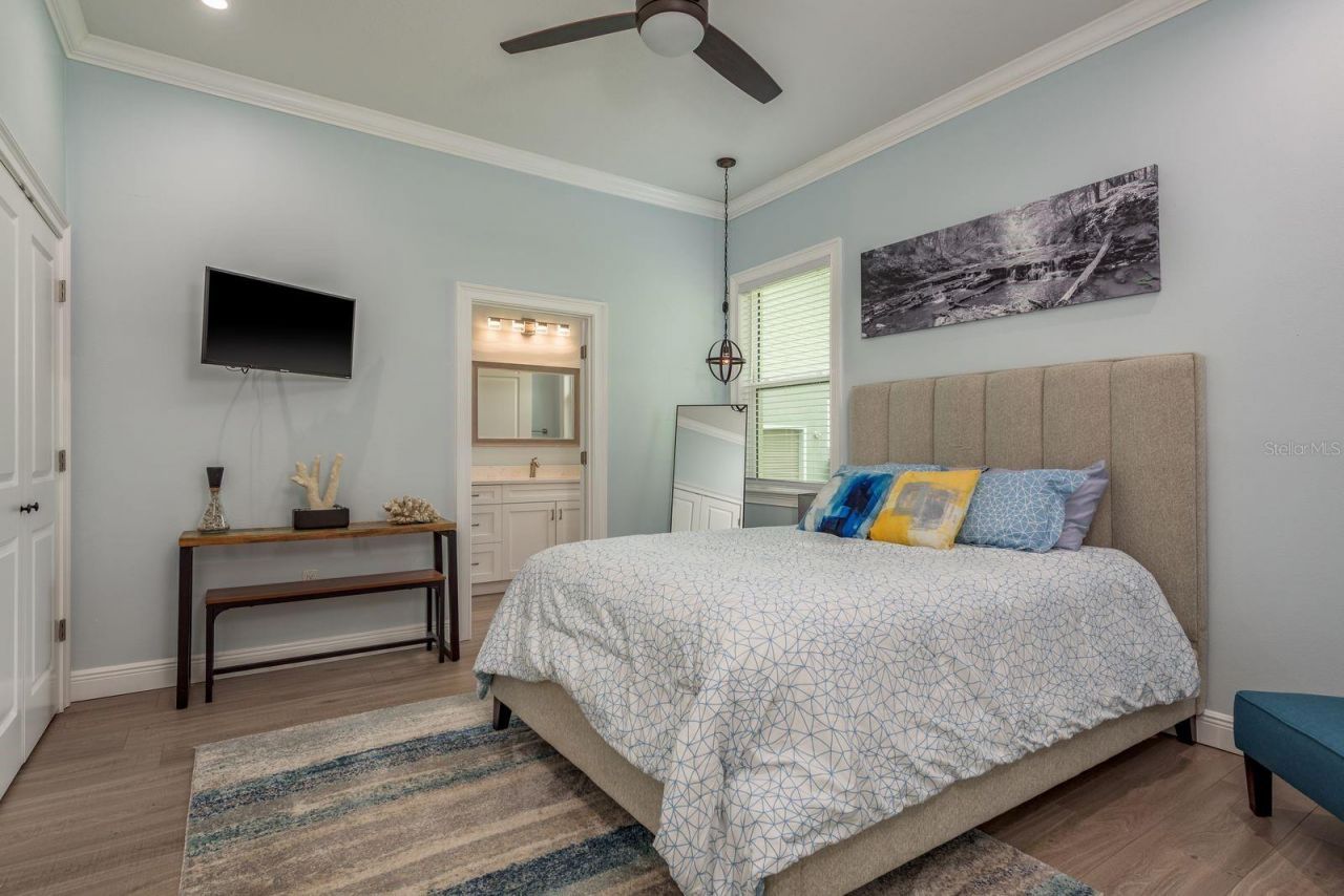 7811 Bay Drive, Unit A, Tampa, FL 33635 Photo