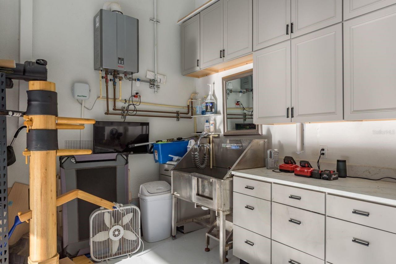 7811 Bay Drive, Unit A, Tampa, FL 33635 Photo