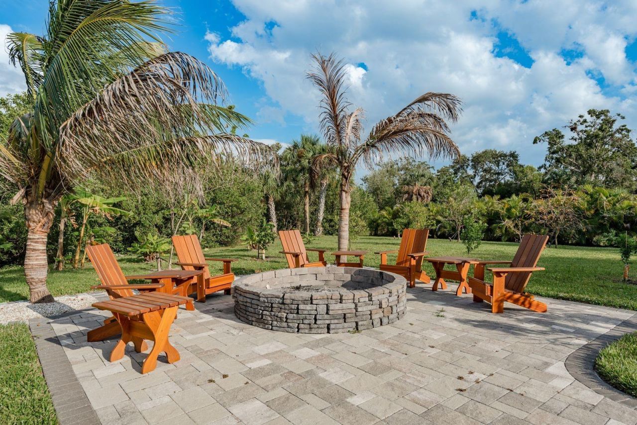 7811 Bay Drive, Unit A, Tampa, FL 33635 Photo