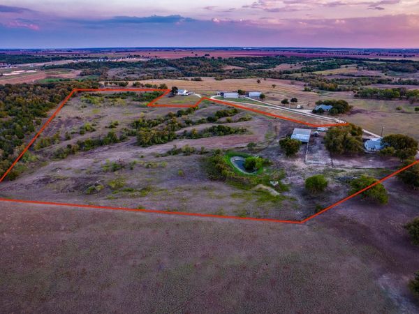 182 Lantana LN, Maxwell, TX 78656