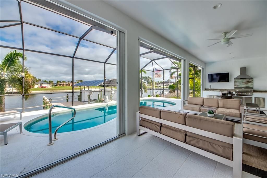 2703 SW 43rd Ter, Cape Coral, FL 33914 Photo