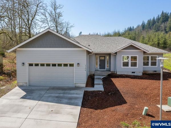 1492 Strawberry Ridge Dr, Sweet Home, OR 97386