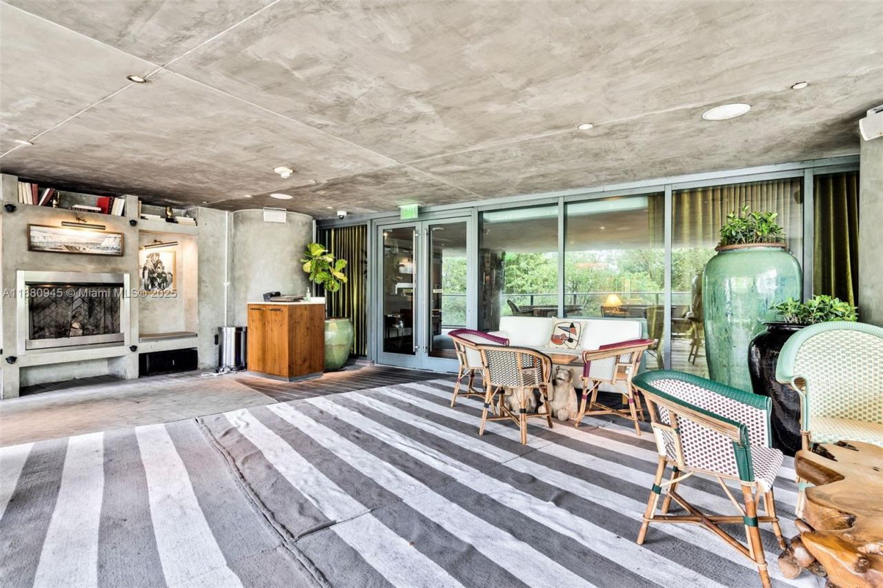 1300 S Miami Ave, Unit 3808, Miami, FL 33130 Photo