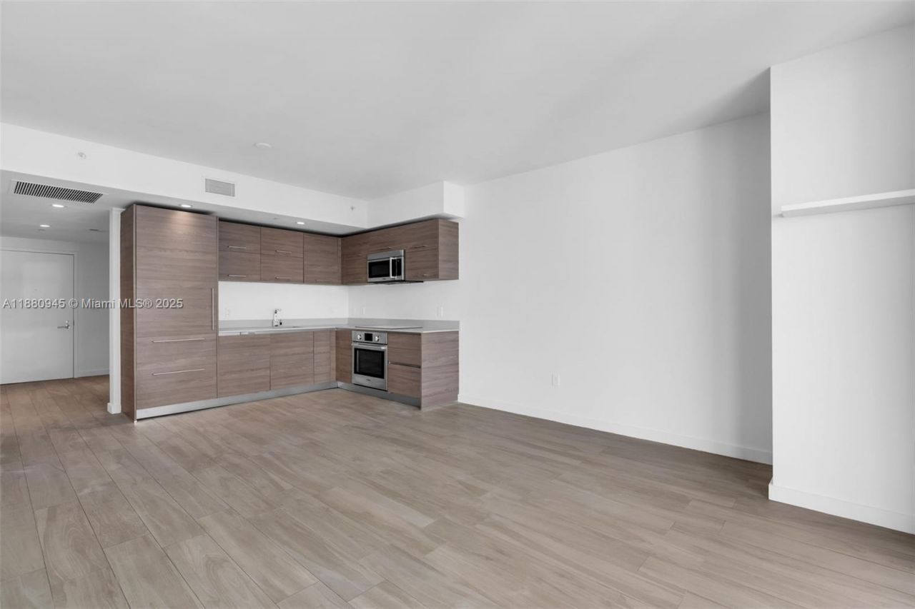 1300 S Miami Ave, Unit 3808, Miami, FL 33130 Photo