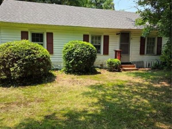 257 Roane Point Drive, Cobbs Creek, VA 23035