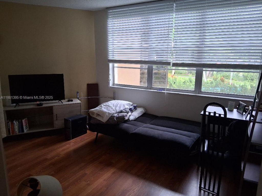 1400 St Charles Pl, Unit 201, Pembroke Pines, FL 33026 Photo