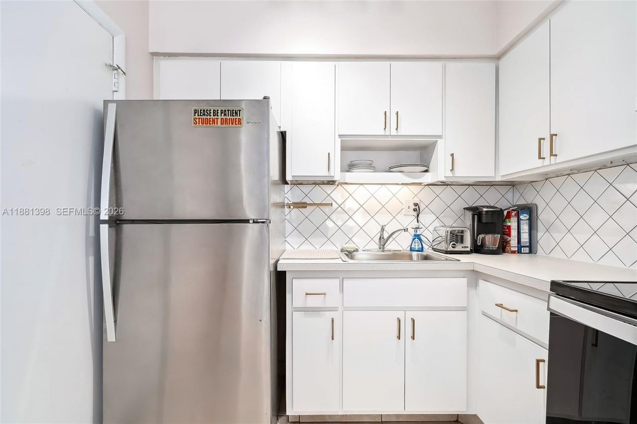 1824 Monroe St, Unit 10, Hollywood, FL 33020 Photo