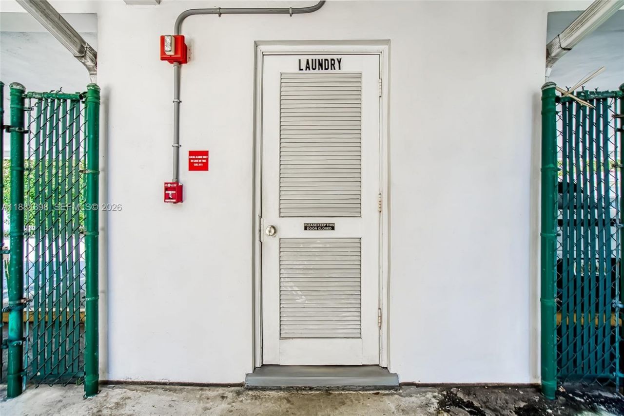 1824 Monroe St, Unit 10, Hollywood, FL 33020 Photo