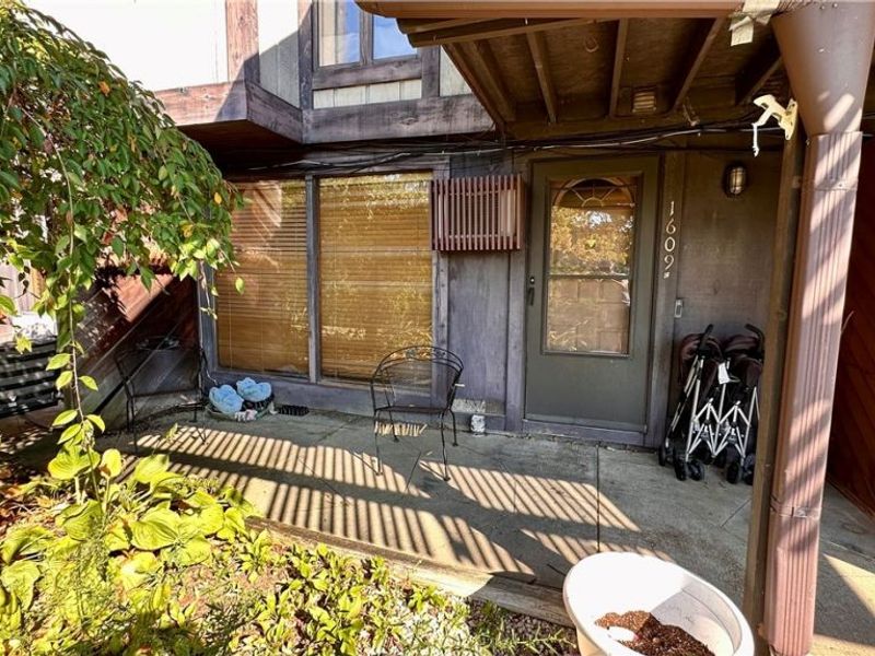 1609C Treetop Trail, Unit 39, Akron, OH 44313 Photo 1