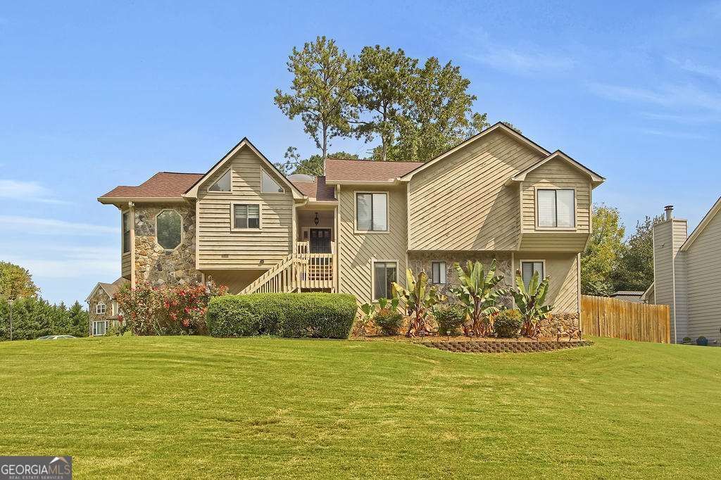 2067 York River Way, Suwanee, GA 30024 Main Photo