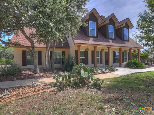 204 Falling Hills, New Braunfels, TX 78132