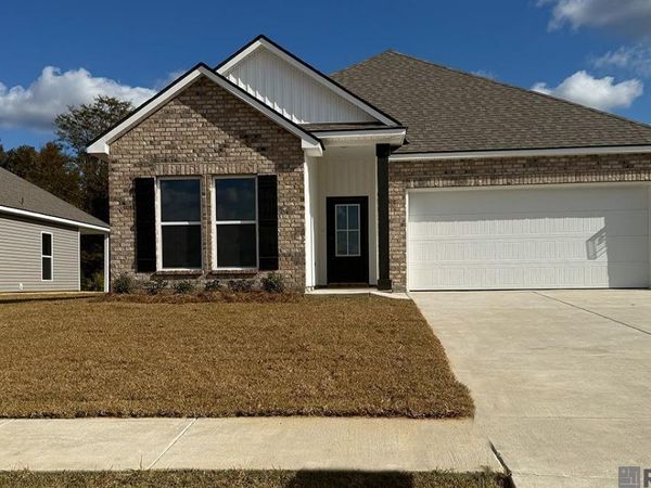 2430 Lewis Loop, Zachary, LA 70791
