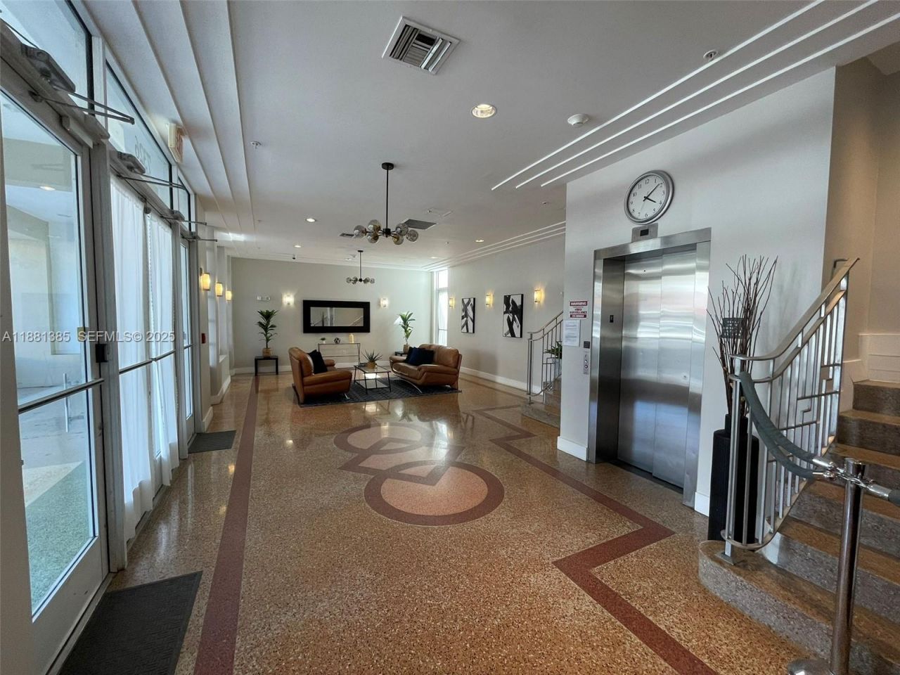 7326 Collins Ave, Unit 207, Miami Beach, FL 33141 Photo