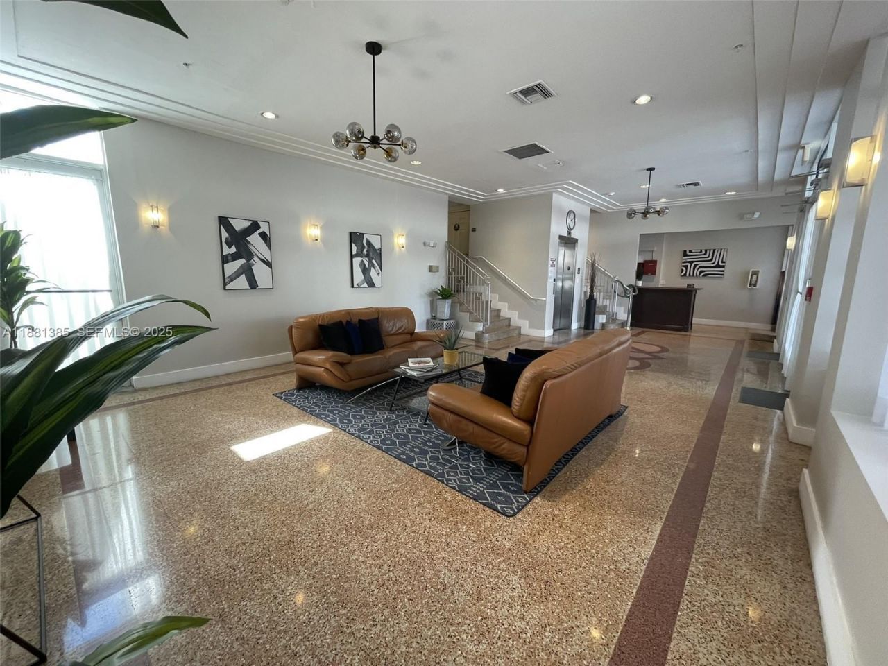 7326 Collins Ave, Unit 207, Miami Beach, FL 33141 Photo