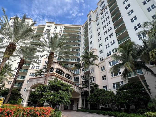 19900 E Country Club Dr, Unit 1014, Aventura, FL 33180