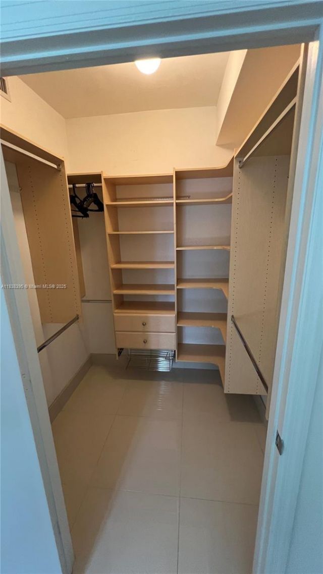 19900 E Country Club Dr, Unit 1014, Aventura, FL 33180 Photo