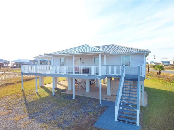 111 Ponce De Leon Court, Dauphin Island, AL 36528