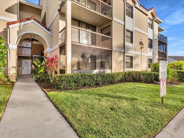 5661 Riverside Dr, Unit 101B7, Coral Springs, FL 33067