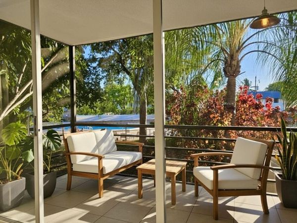 118 NW Royal Park Drive, Unit 2E, Oakland Park, FL 33309